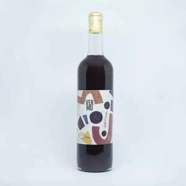 Vermute de jabuticaba